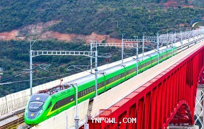 一軌兩國，中老鐵路同配齊物流開(kāi)辟新的幸福道路