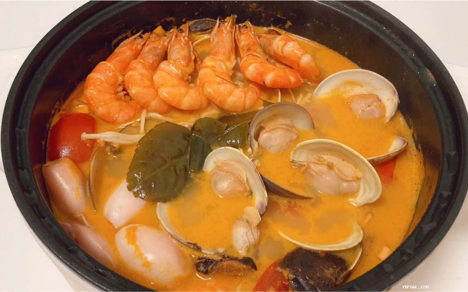 東南亞地區豐富多樣的菜肴，每一道都有其獨特的風(fēng)味和特